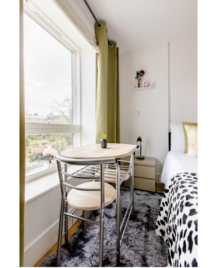 Charlotte Double Room Londra Exterior foto